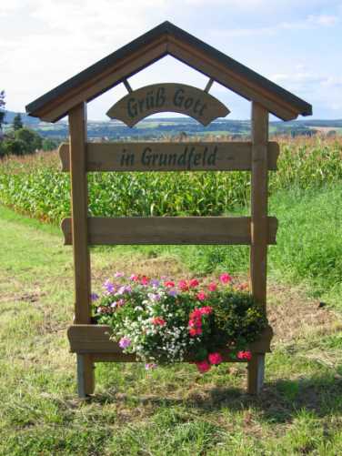 Grüß Gott in Grundfeld